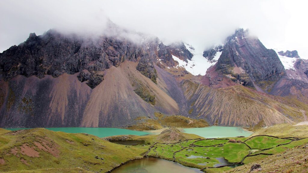 Singrenacocha Lake Tour