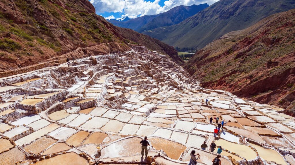 Maras, Moray & Salt Mines – Half Day Tour