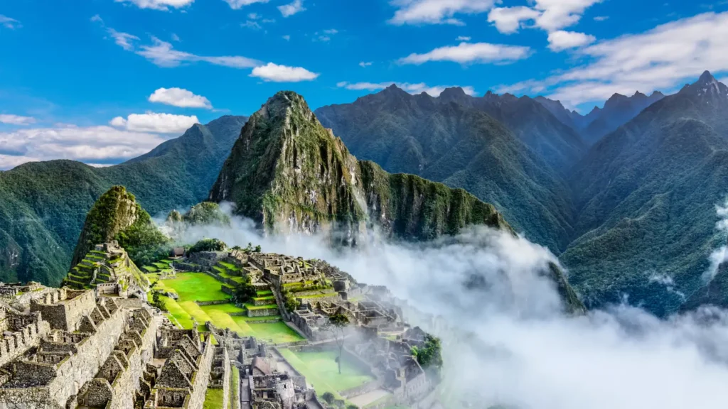 Machu Picchu Rules: How Discerning Travelers Escape the Tourist Traps