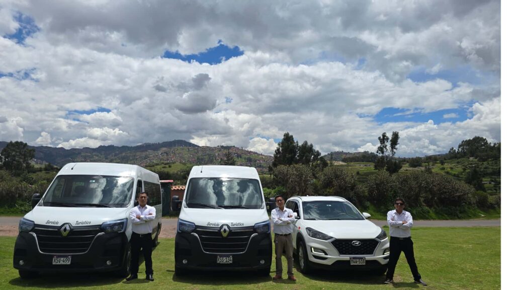 Tourist Minivan Services: Your Andean Safety Shield
